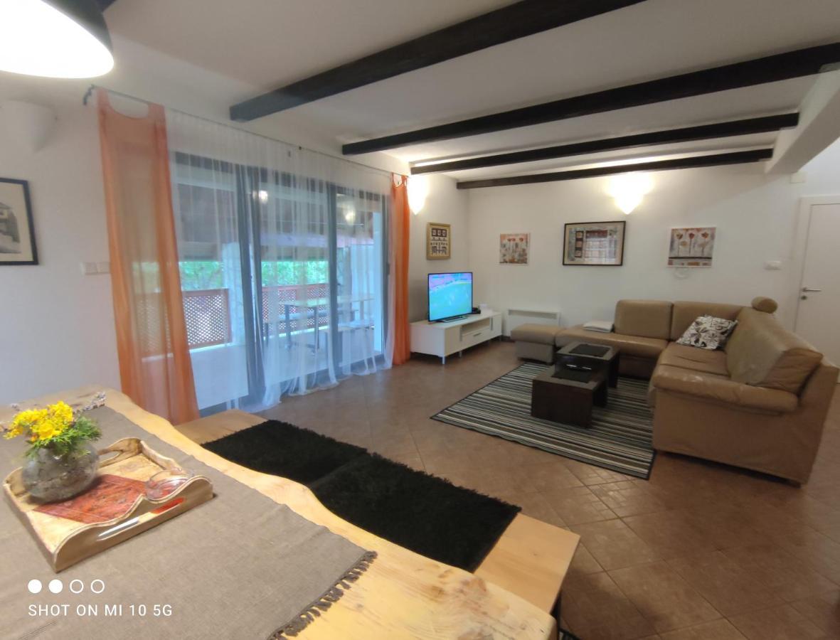 Mila Holiday Home Lohovo Exterior foto